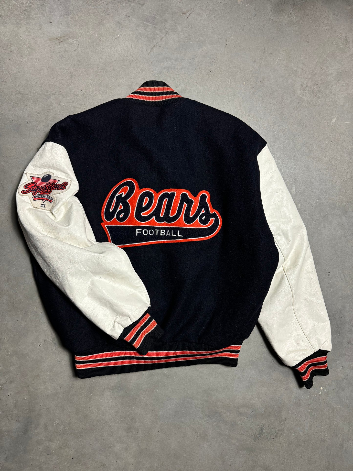 1986 Chicago Bears Vintage DeLong Wool Leather Navy Super Bowl XX Champions NFL Varsity Jacket (Large)